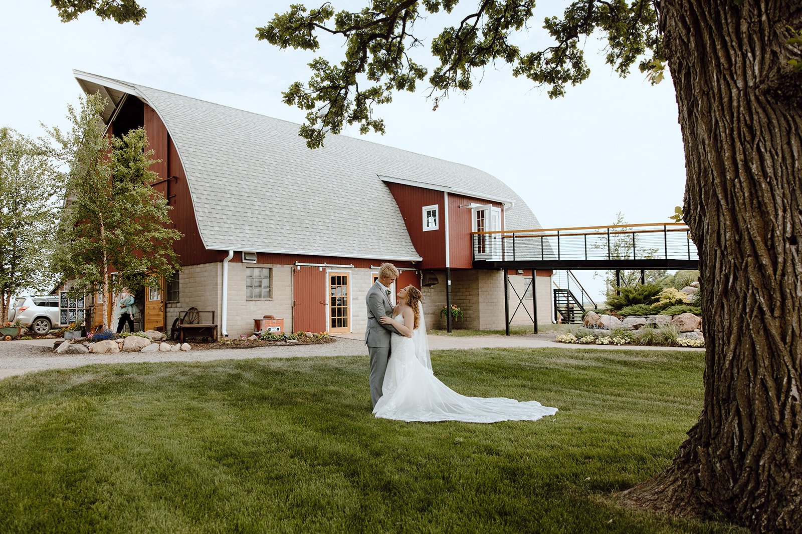  minnesota farm wedding venues 