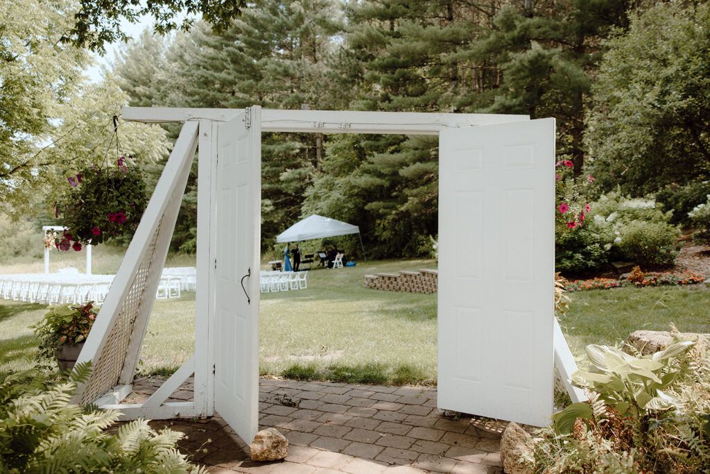 round barn farm wedding