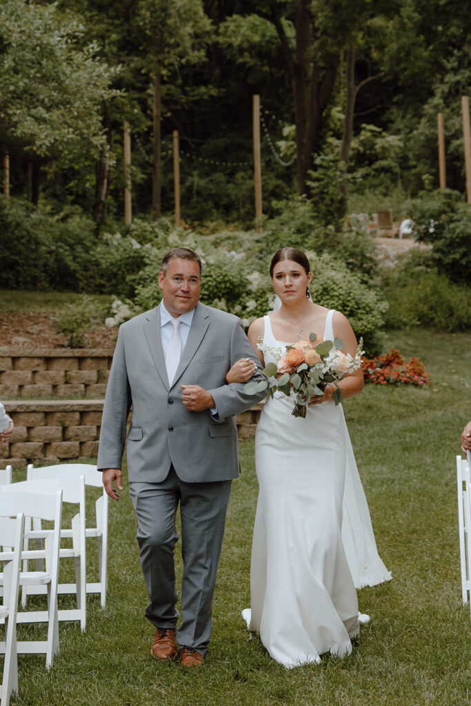 round barn farm wedding