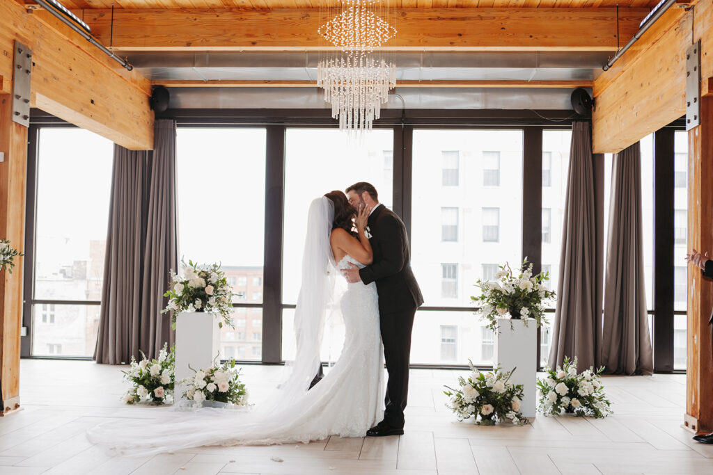 minneapolis wedding photographer