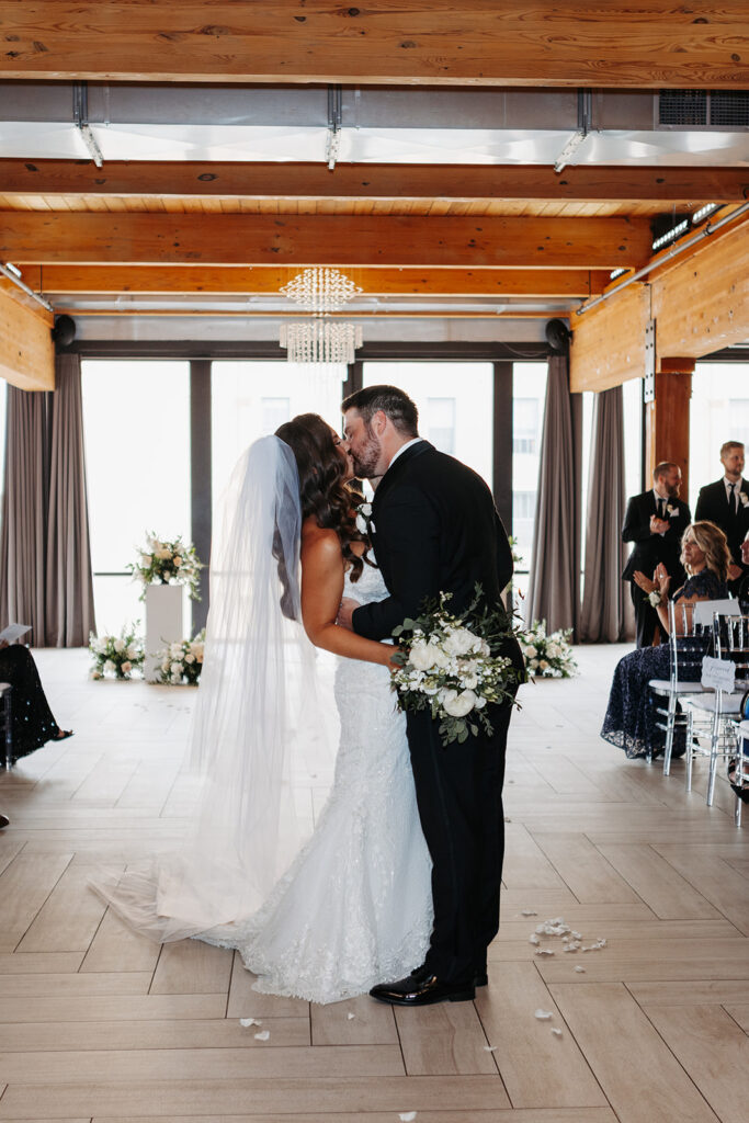 minneapolis wedding photographer