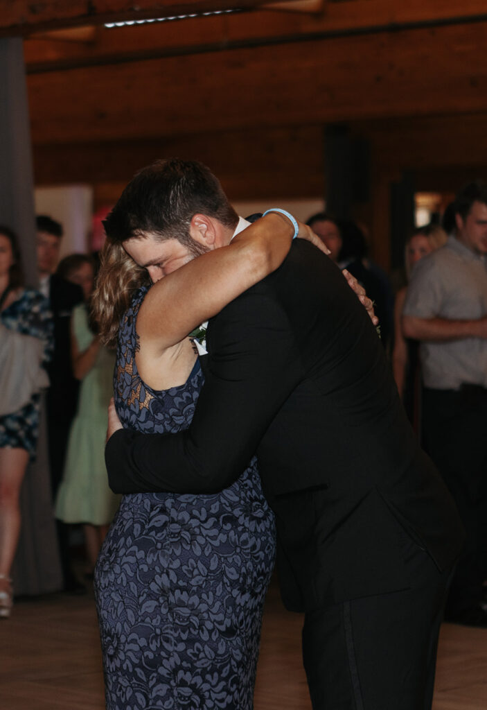 mpls wedding photographer