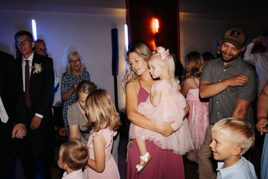 MN engagement photographer